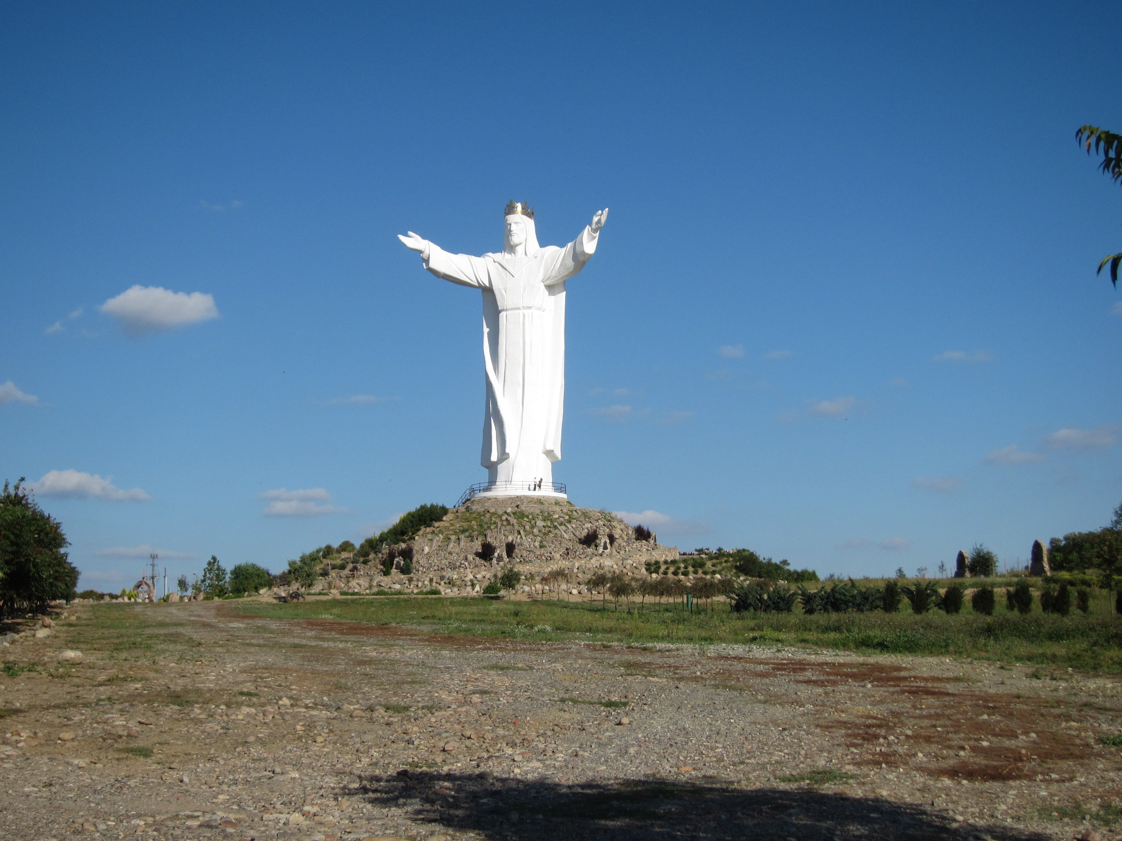 Christ the King statue in Świebodzin, Poland, wearing a golden crown