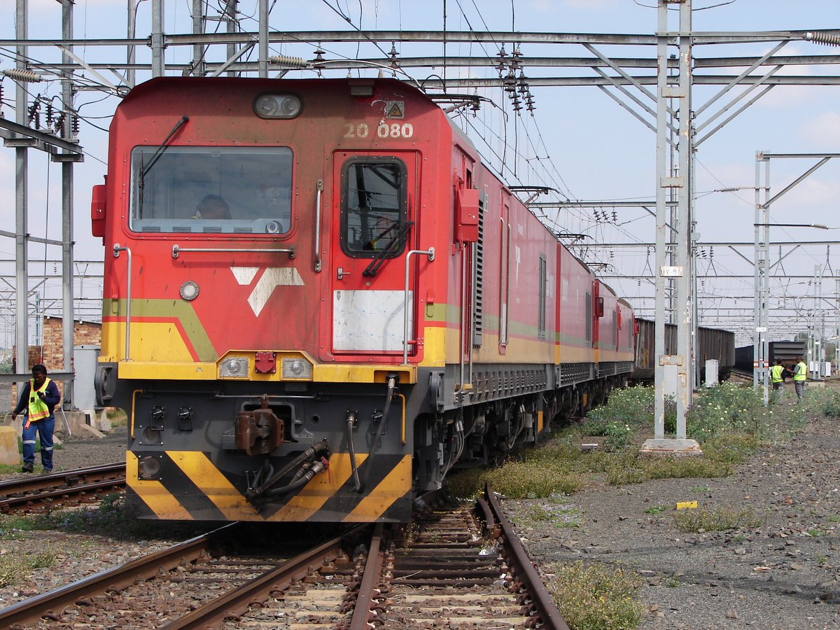 Transnet Class 20E electric locomotive at Beaufort West