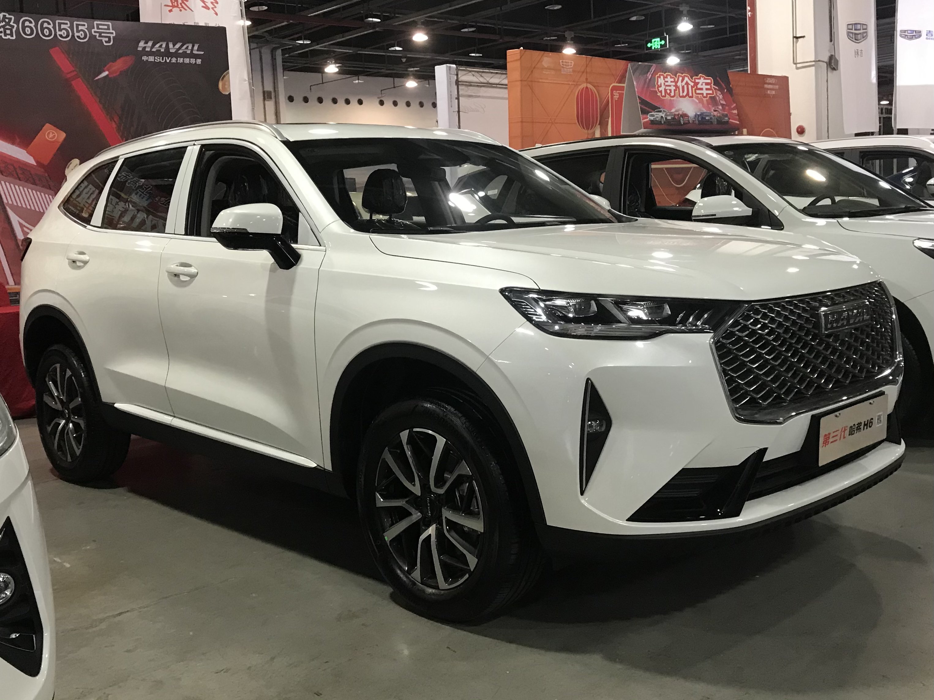 A third-generation Haval H6 SUV, one of the most common Chinese SUVs on South African roads