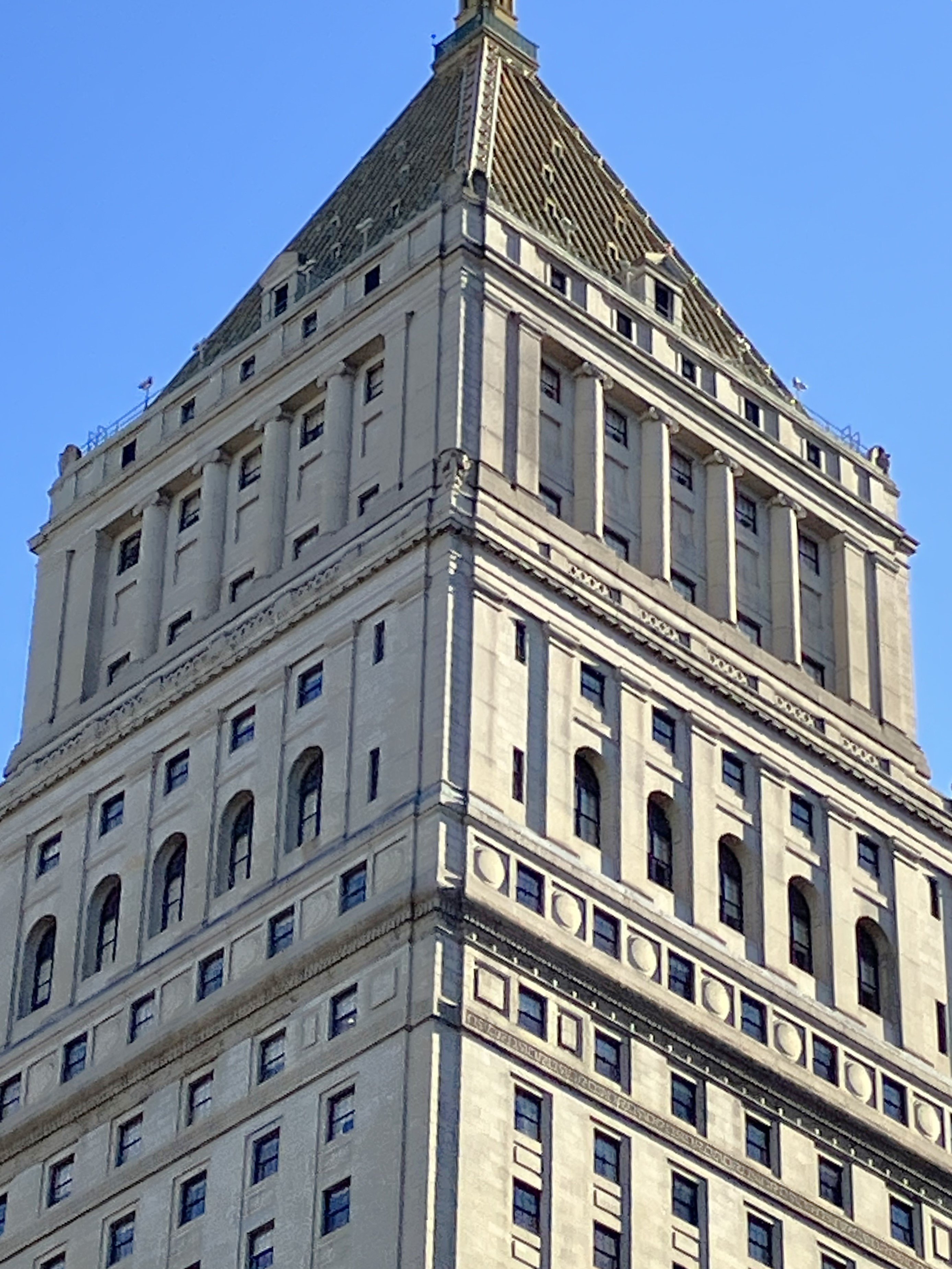 A neoclassical United States federal courthouse in New York with tall stone columns