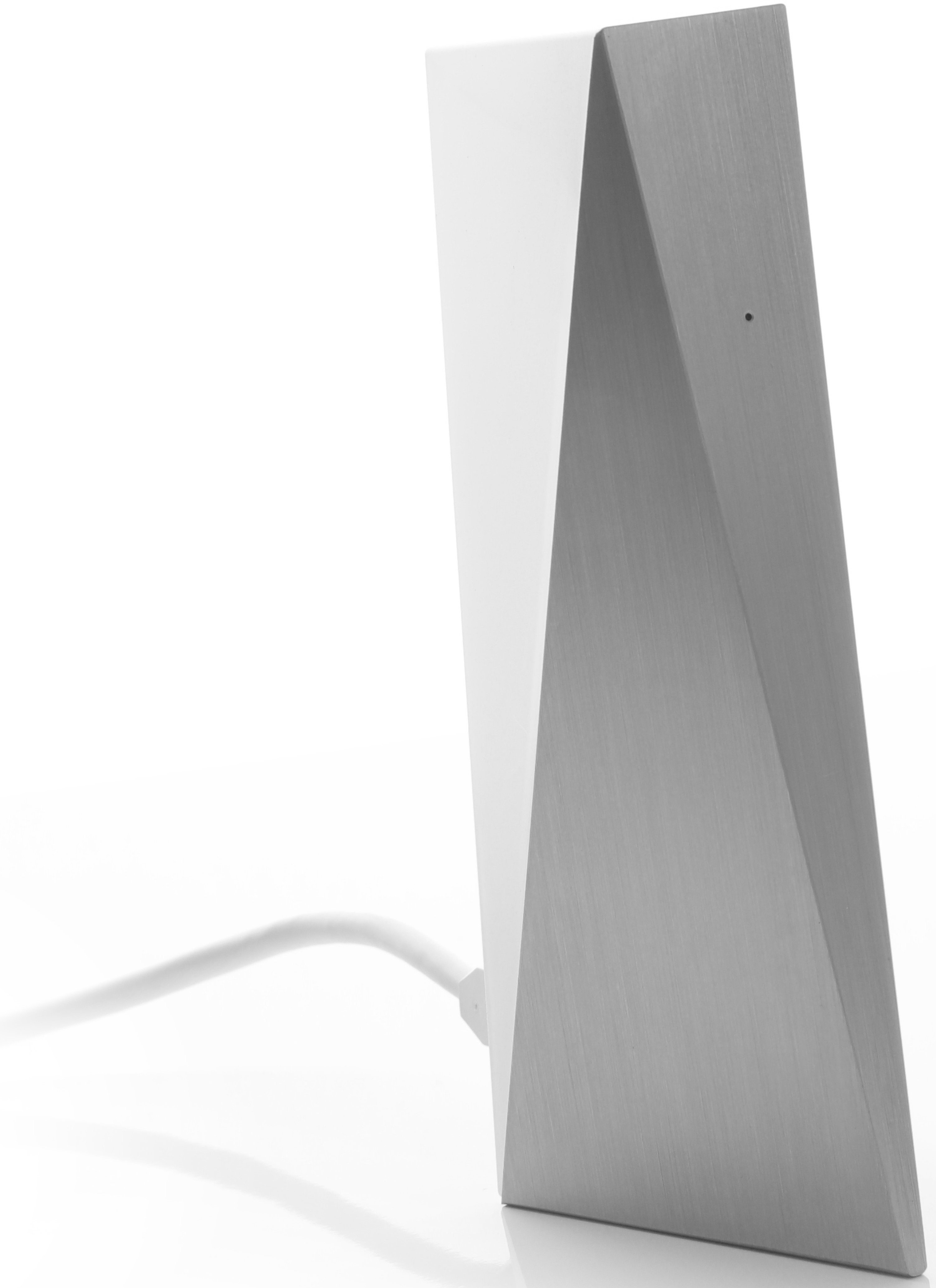 The white Starlink router that comes in the kit
