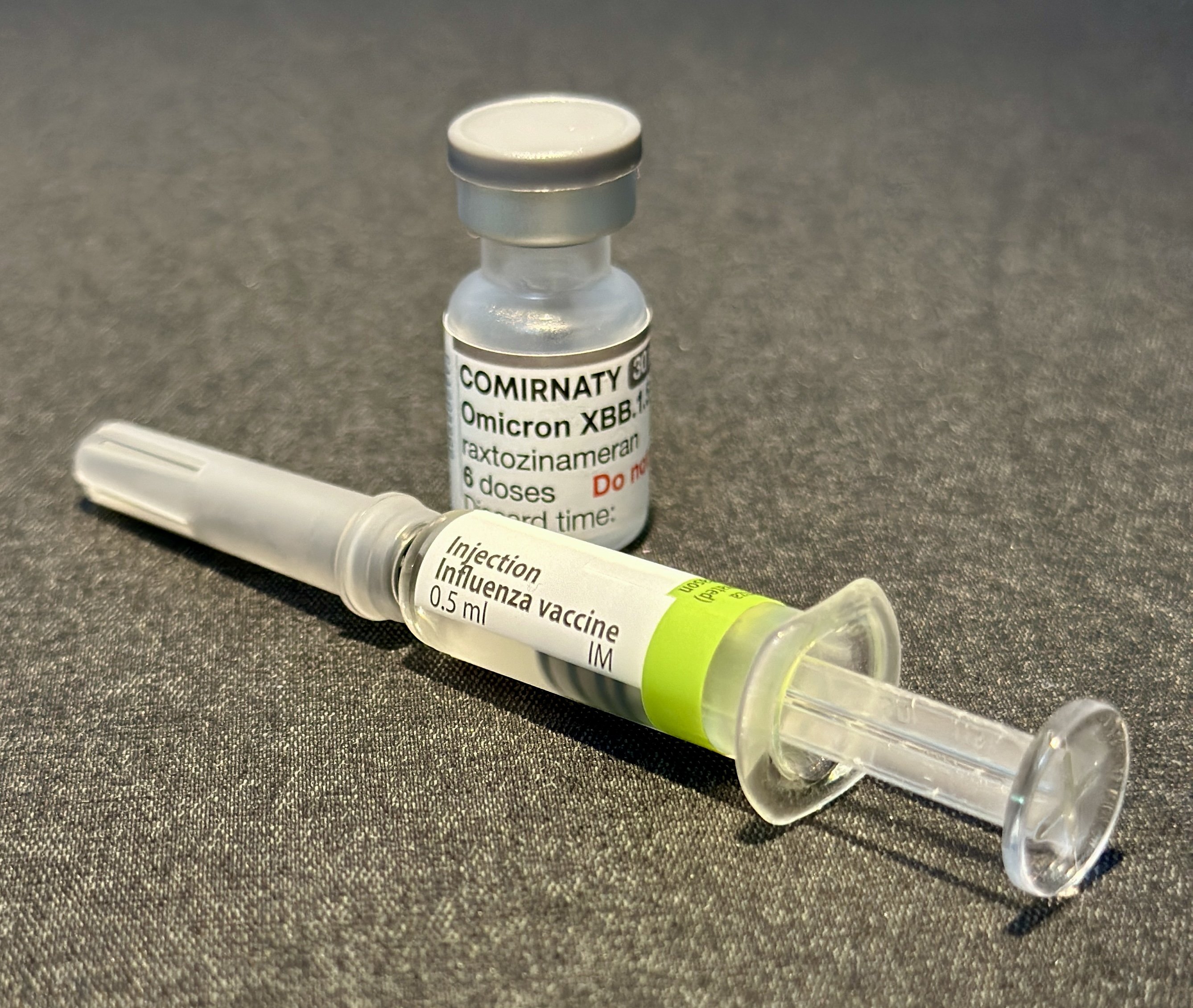 A vial and dose of an mRNA vaccine, the same kind of technology used to build the personalised cancer vaccine