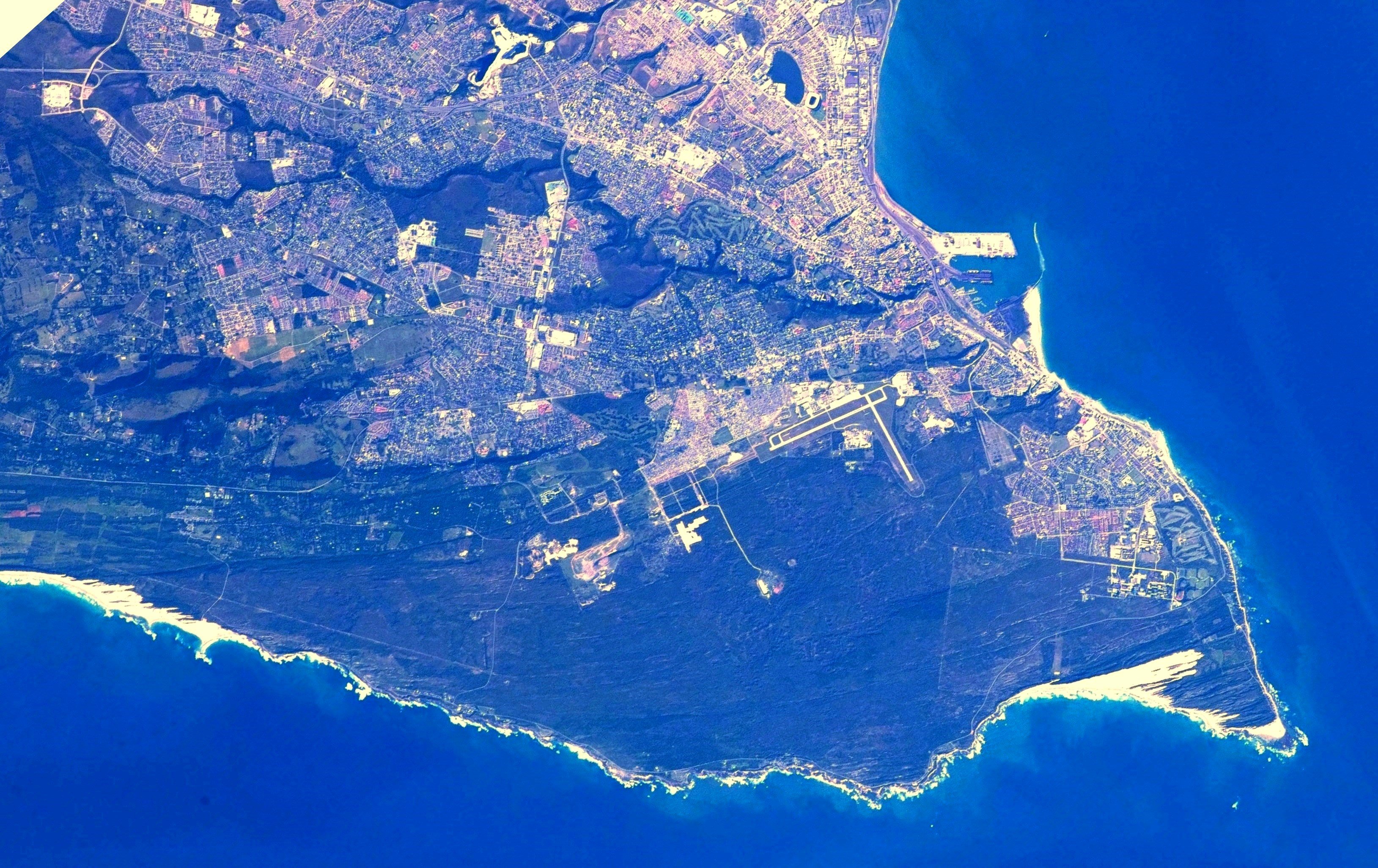 Gqeberha and Algoa Bay seen from the International Space Station
