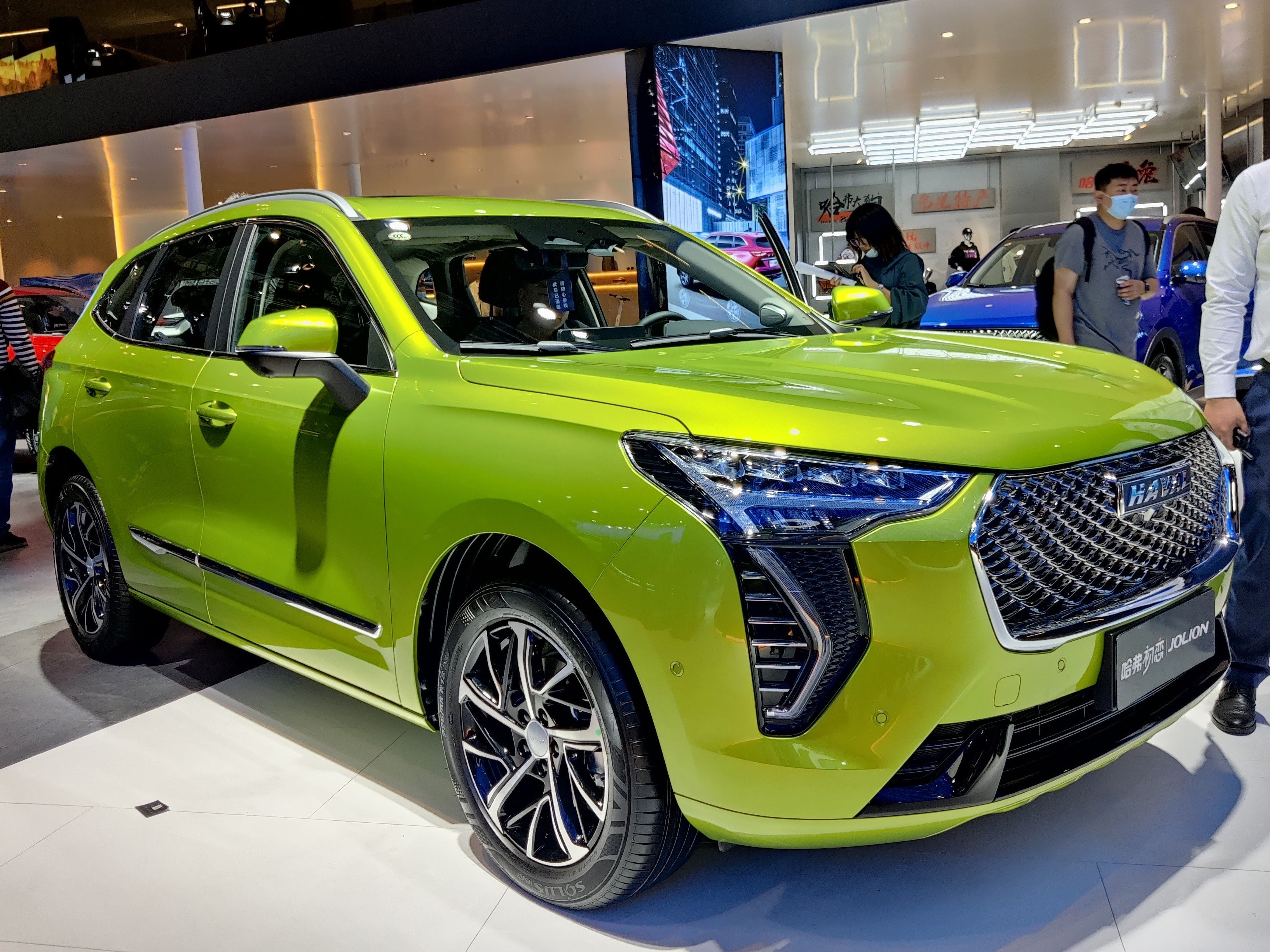 A Haval Jolion, one of South Africa's best-selling Chinese SUVs